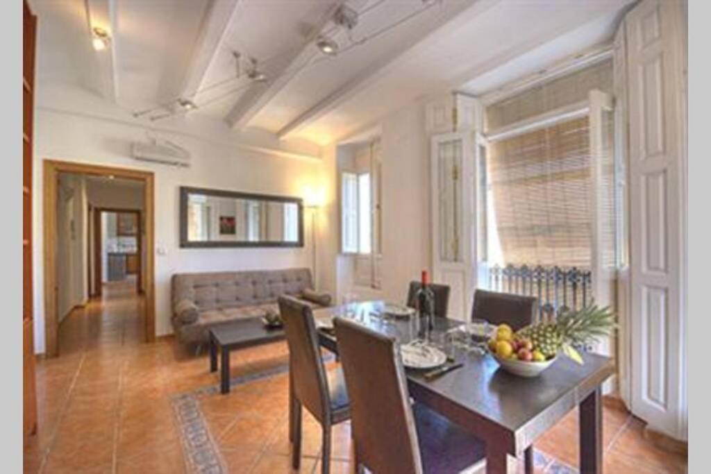Main Central Station Apartment Walencja Zewnętrze zdjęcie